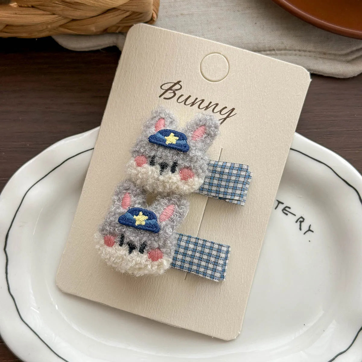 Korean Fashion Plush Animal Cartoon Hair Clip for Girls Sweet Cute Side Bangs Hairpin Autumn Winter Children's Hair Accessories