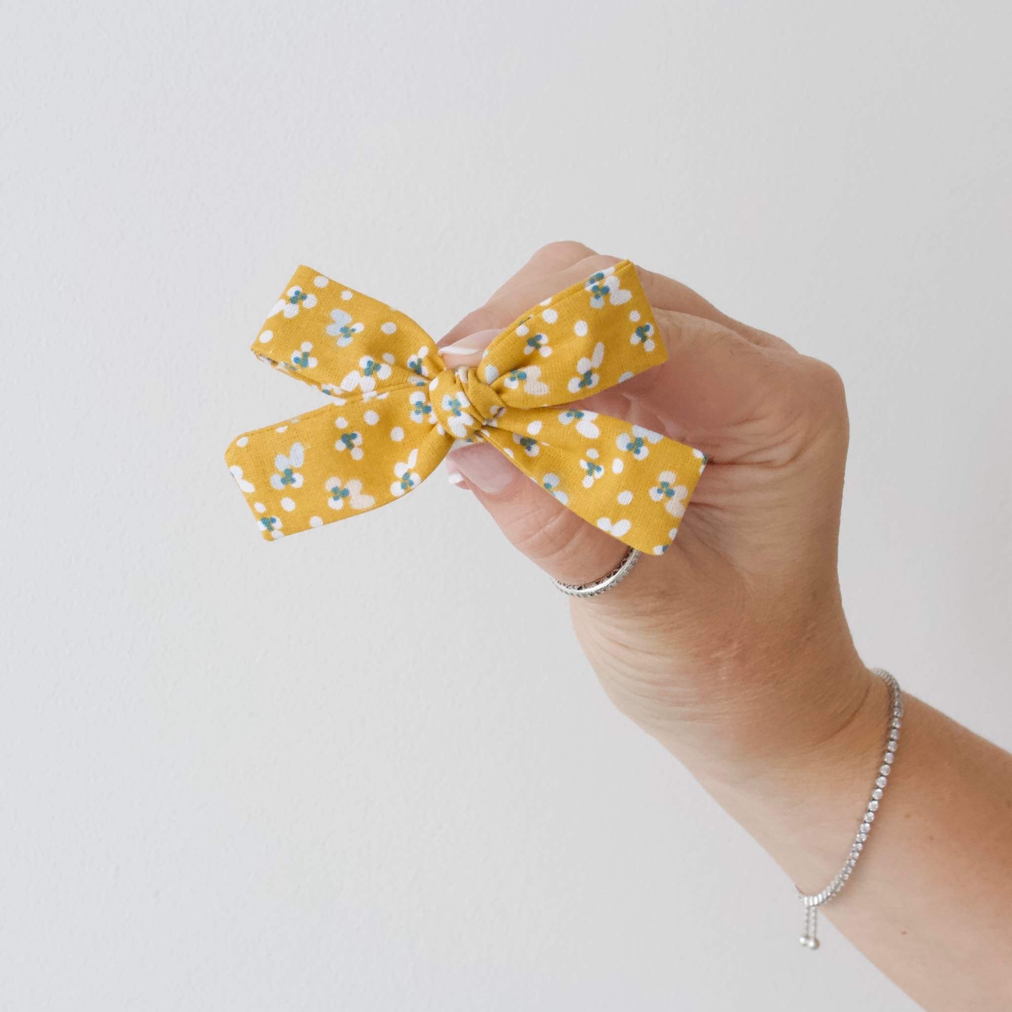 Martha | Timeless bow