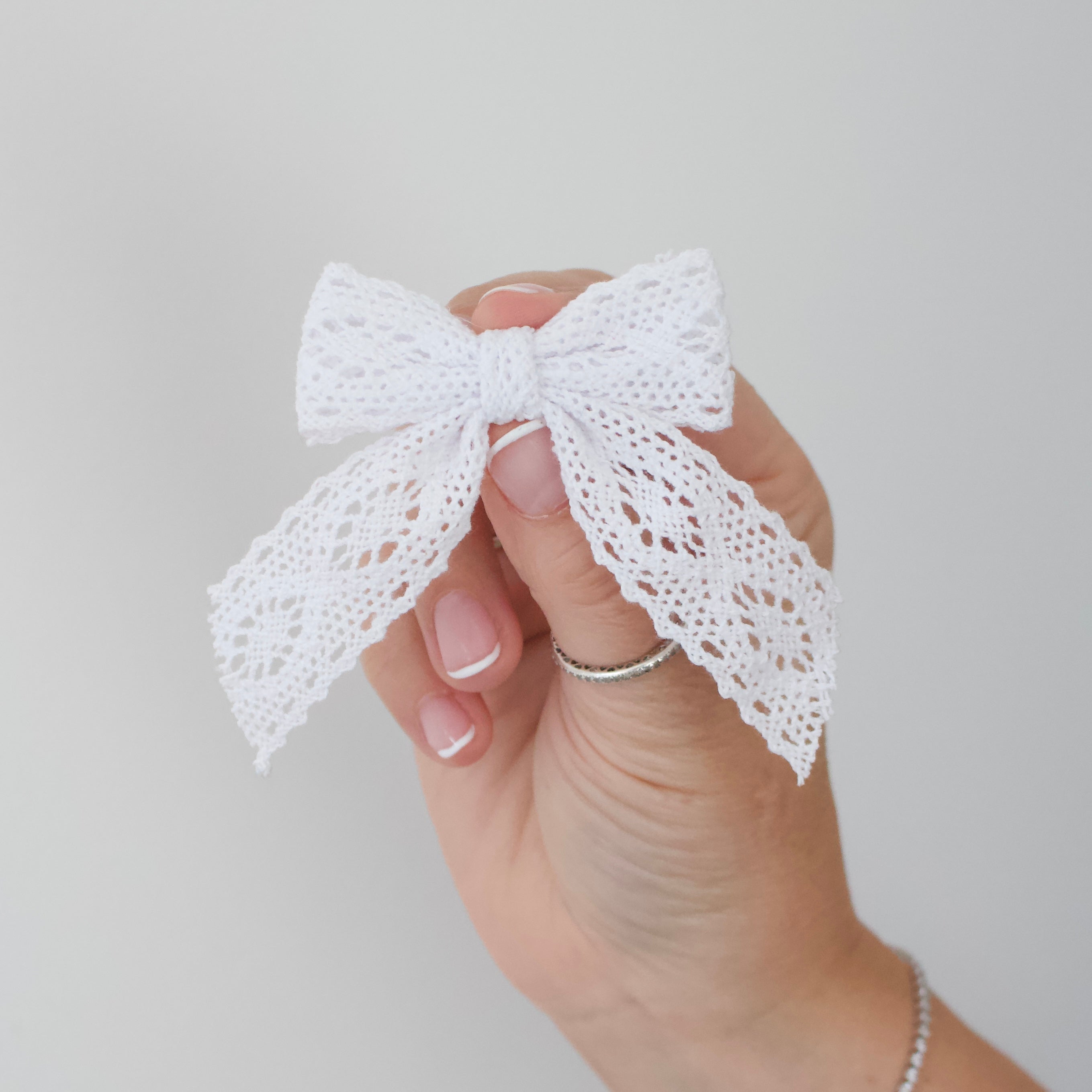 White crochet long tail bow | Occasion