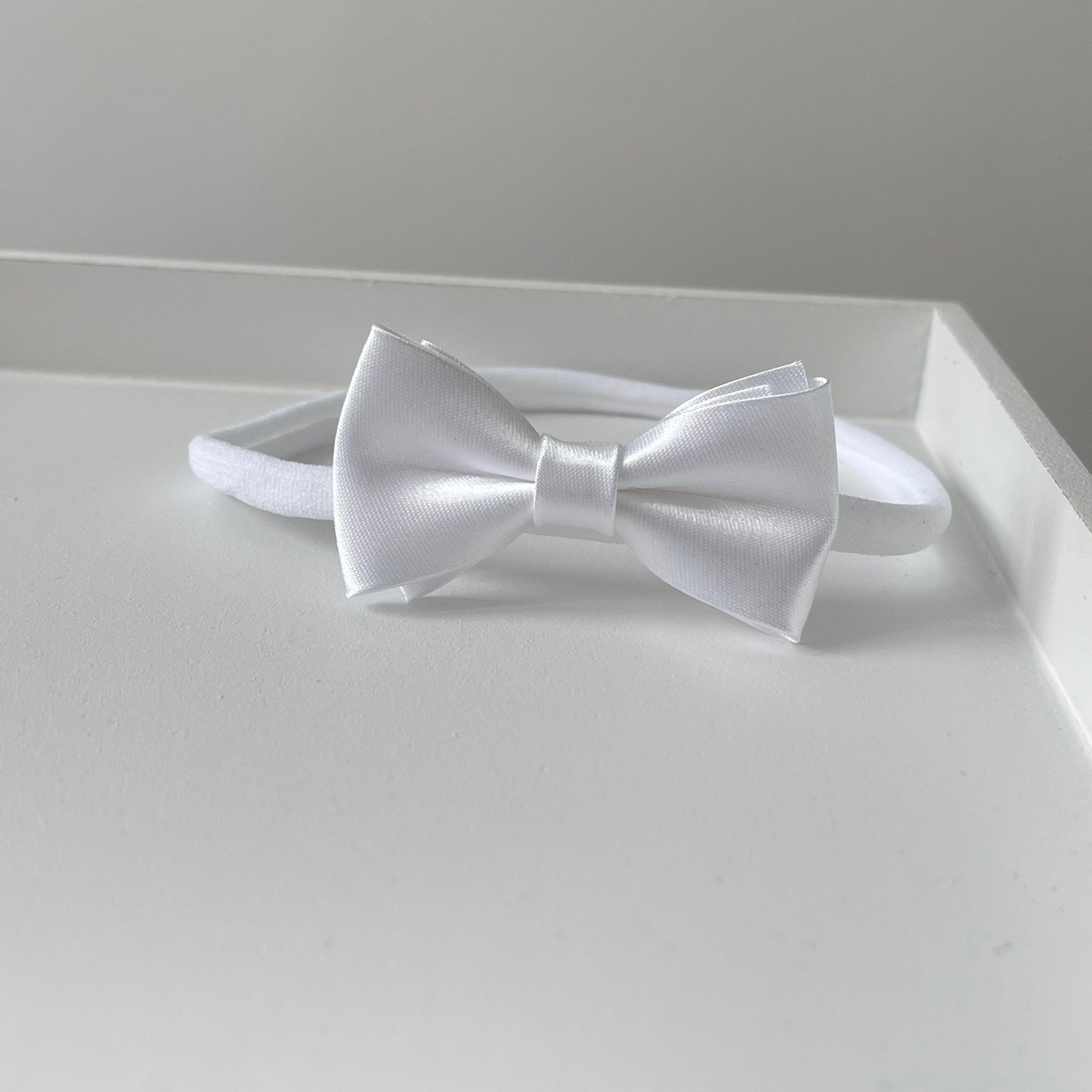 White satin bows | Clip or headband | Occasion